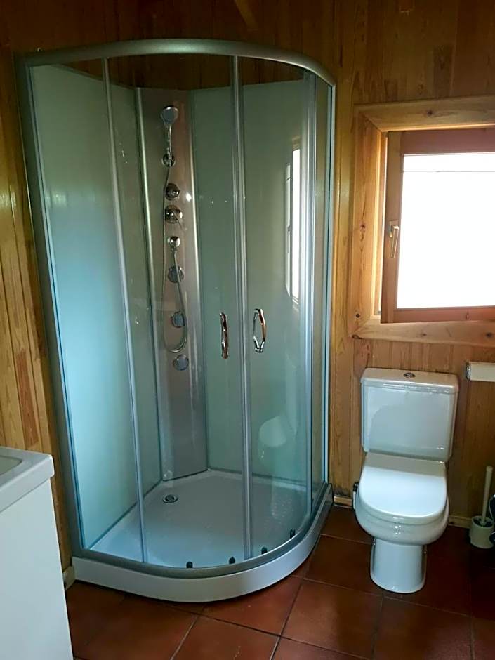 Sabiñanigo Camp & Hotel