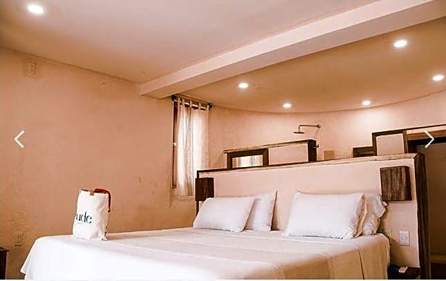 Hotel Nude Zipolite & beach club