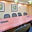 Holiday Inn Express Hotel & Suites Fredericksburg By IHG