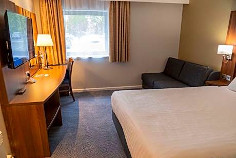 Family Room - Non-Smoking