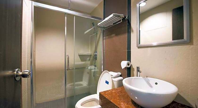 Aston Boutec Hotel Lintas Plaza