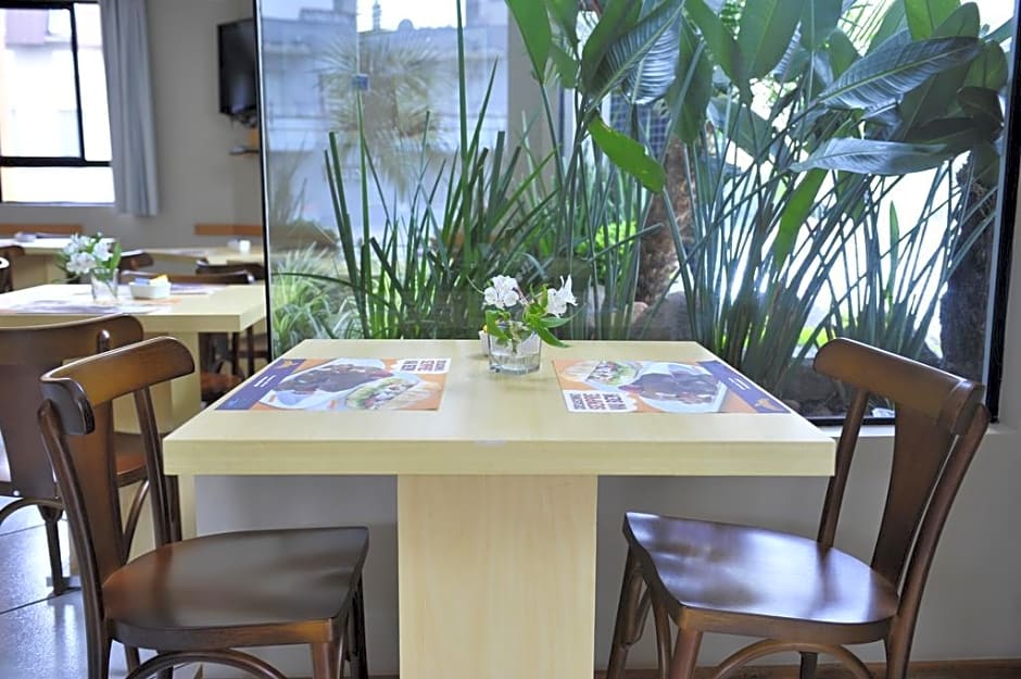 Tri Hotel & Flat Caxias Caxias