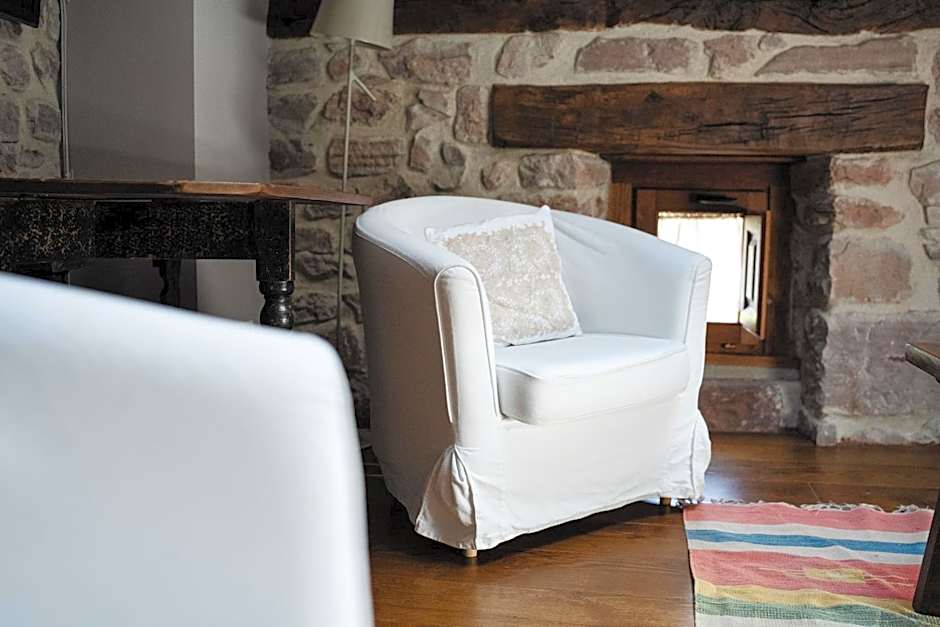 Hotel Rural LATORRIÉN DE ANE