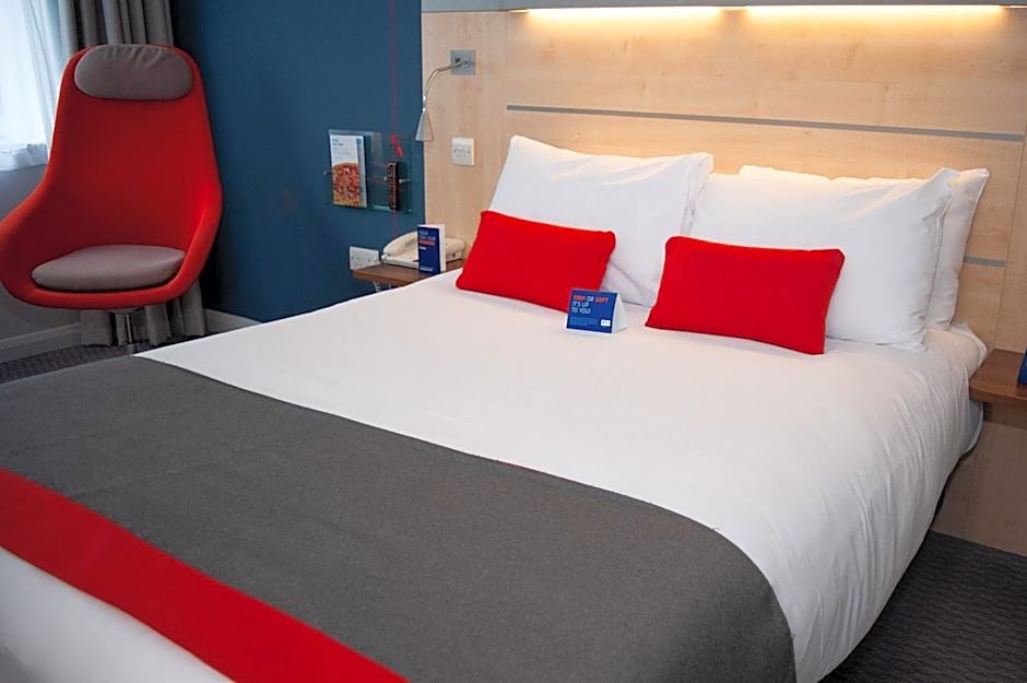 Holiday Inn Express Folkestone Channel Tunnel By IHG