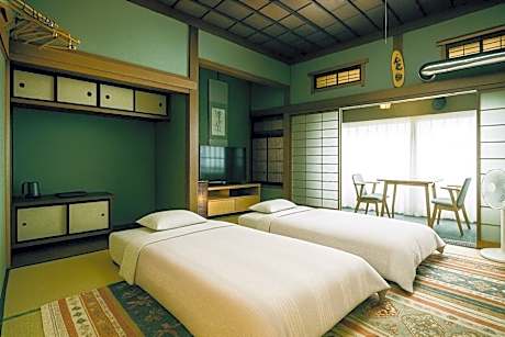 Large Twin Room