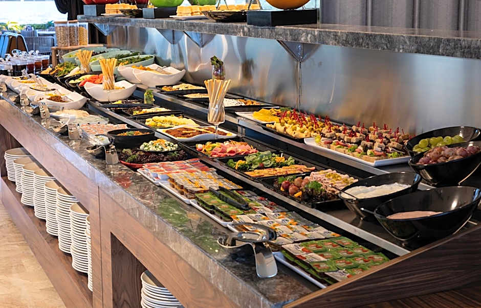 Lilium Hotel & Suites