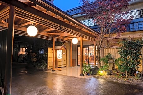 Bansuitei Ikoiso Ryokan