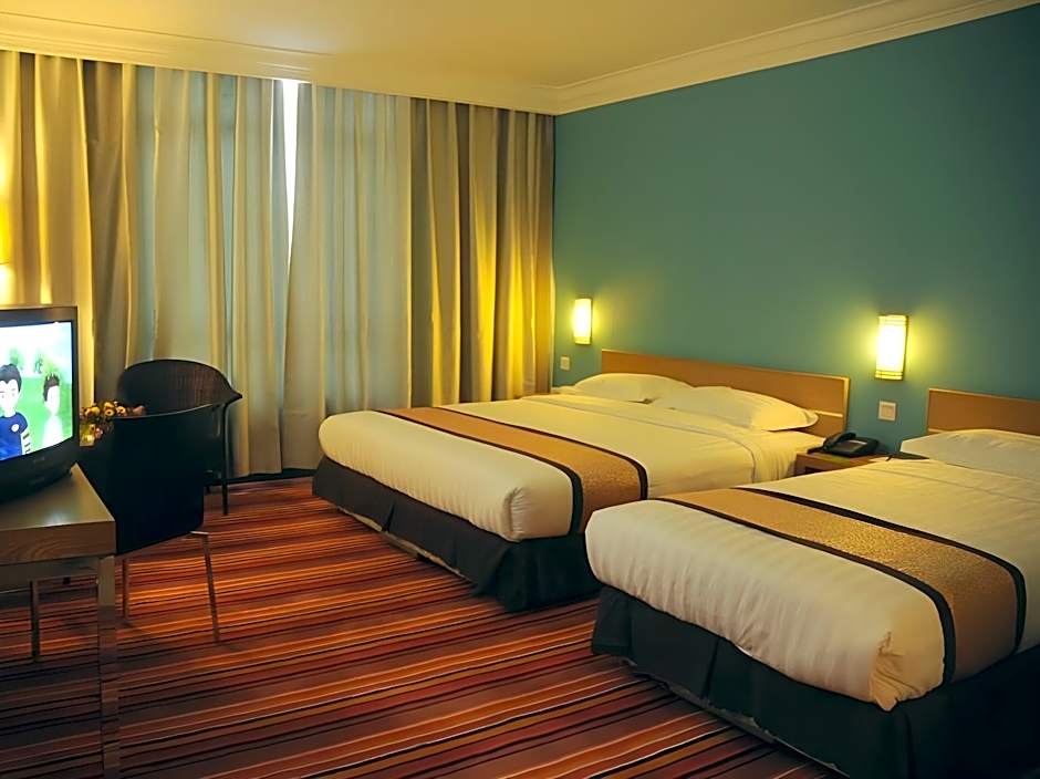 Tang Dynasty Bay Hotel Sepanggar