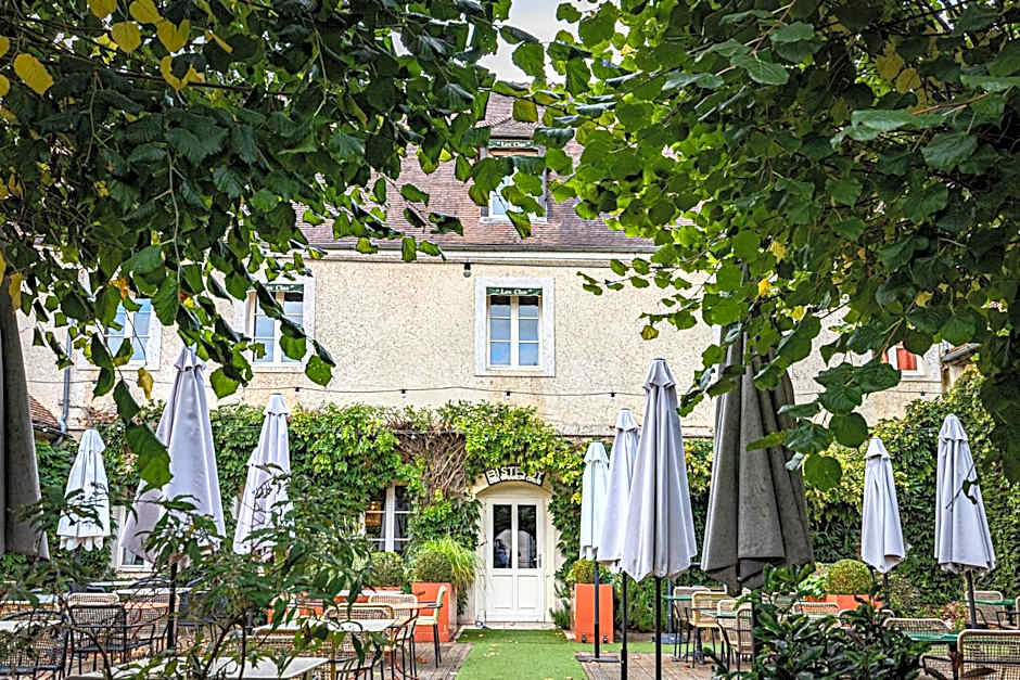 Logis Hostellerie des Clos et restaurant Bistrot des grands crus et Maison de la tour Chablis