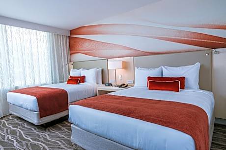 Earth Tower Deluxe Queen