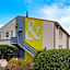 B&B HOTEL FREJUS Puget-sur-Argens