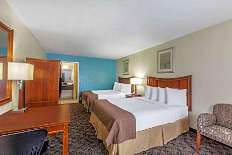 2 Queen Beds Business Room Non-Smoking