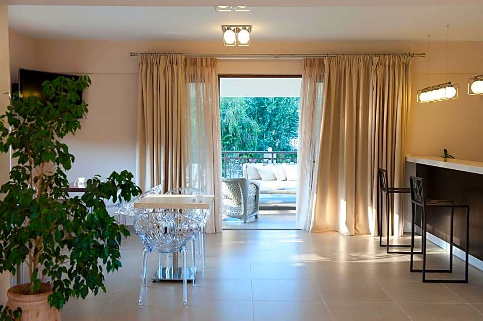 Georgio Seaside Hotel