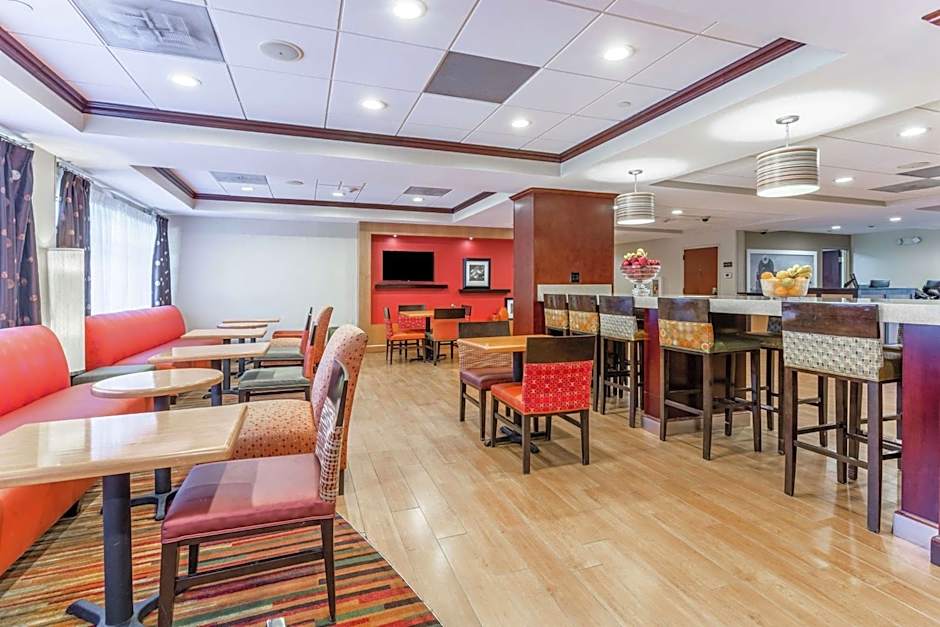 Hampton Inn By Hilton Groton