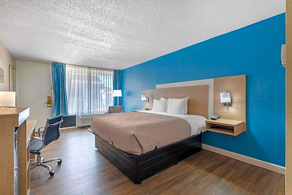 Quality Inn & Suites Conference Center