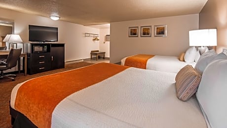 2 Queen Beds - Mobility Accessible, Communication Assistance, Bathtub, Non-Smoking, Continental Breakfast