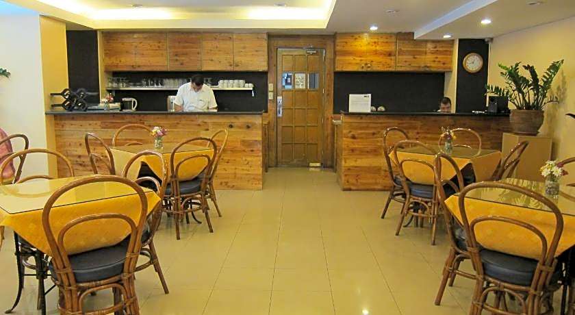 Nichols Airport Hotel