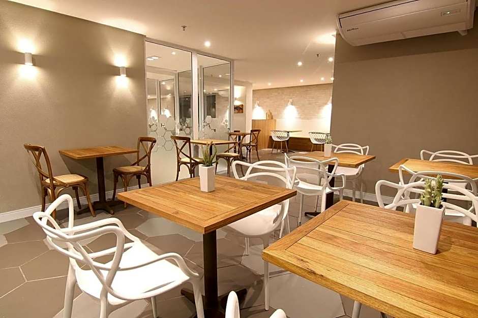 Flat 313 na melhor localização de Cabo Frio