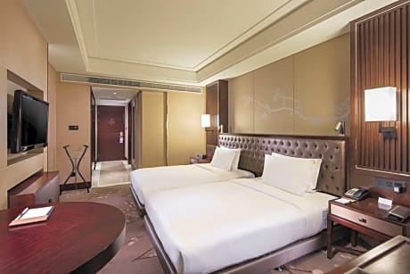 2 TWIN BEDS EXECUTIVE ROOM