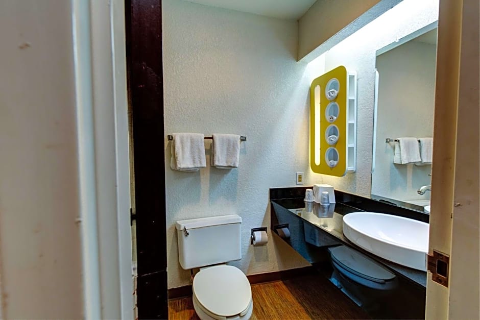 Motel 6 Houston Hobby