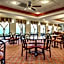 Quality Inn & Suites Clinton - Jackson West
