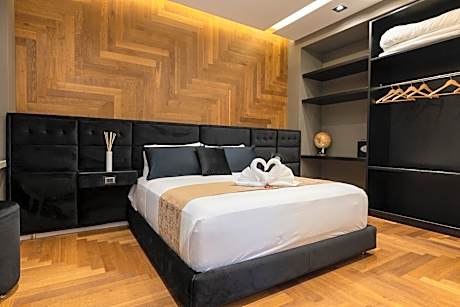 B&Z LUXURY