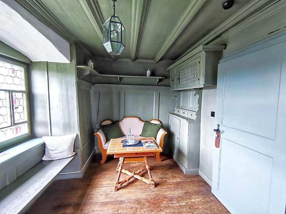 Hotel & Restaurant Schloss Schwandegg