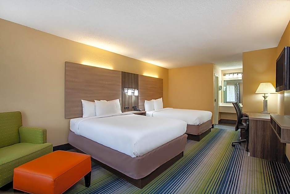 Baymont by Wyndham McDonough