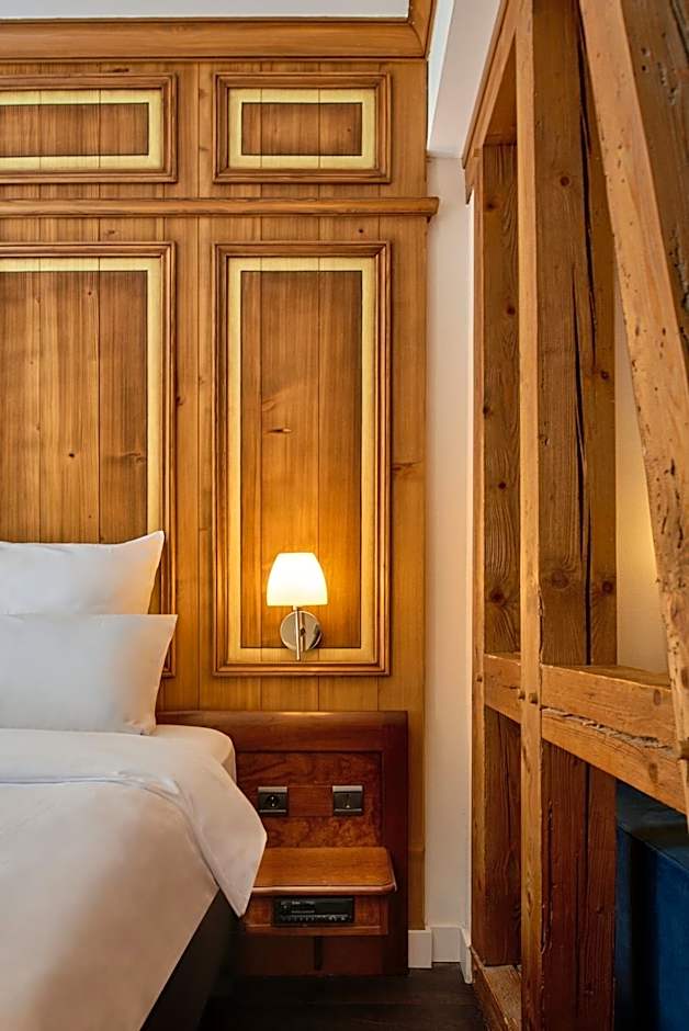 Hôtel de l'Europe by HappyCulture