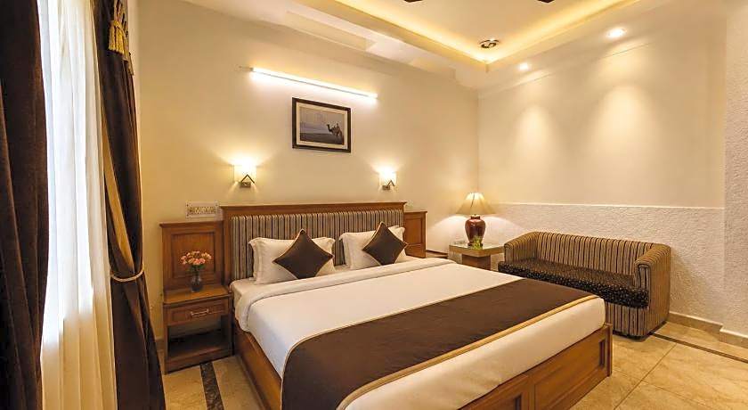 Hotel Kamal ( Nearest to Taj Mahal )