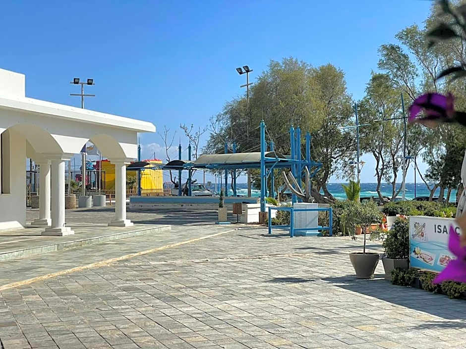 Ocean Dreams Suites - By the Harbour