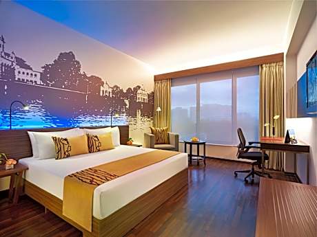 Superior Room City View King Bed