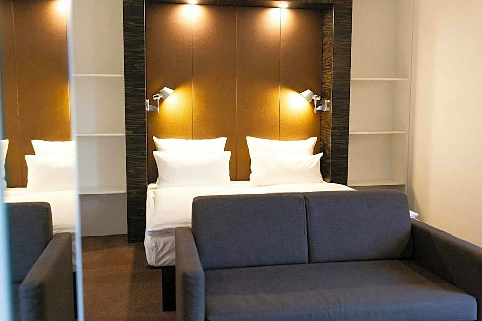 Motel One Düsseldorf-Hauptbahnhof