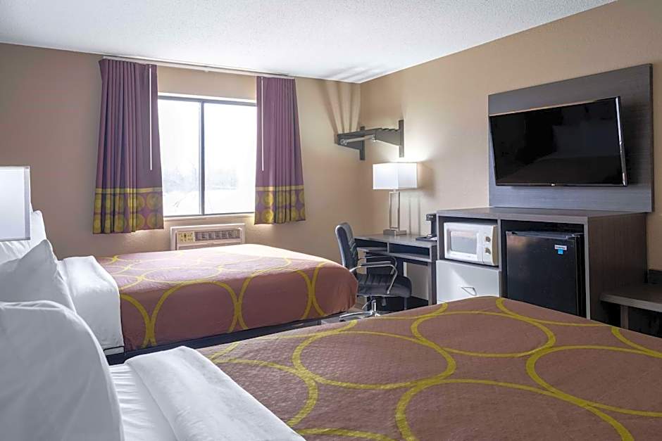 Super 8 by Wyndham Merrillville/Gary Area