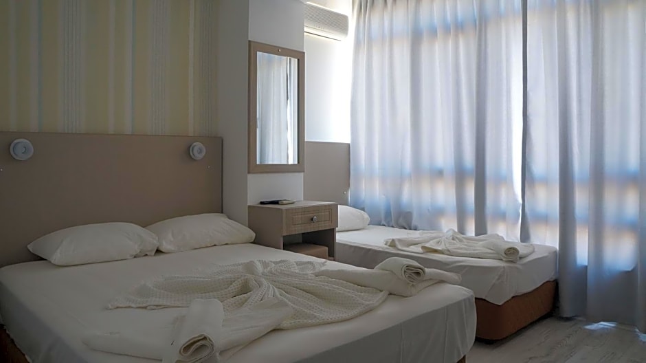 Hotel Marine
