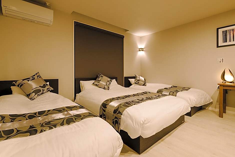 GRAND BASE Karatsu Ekiminami