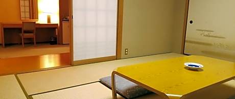 Japanese-Style Room