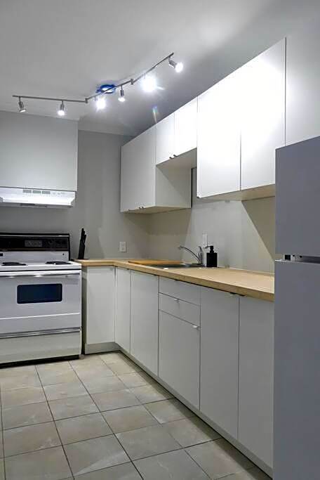 Historic Downtown Apt #2