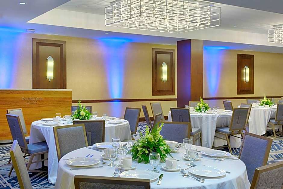 DoubleTree By Hilton Jamestown, NY