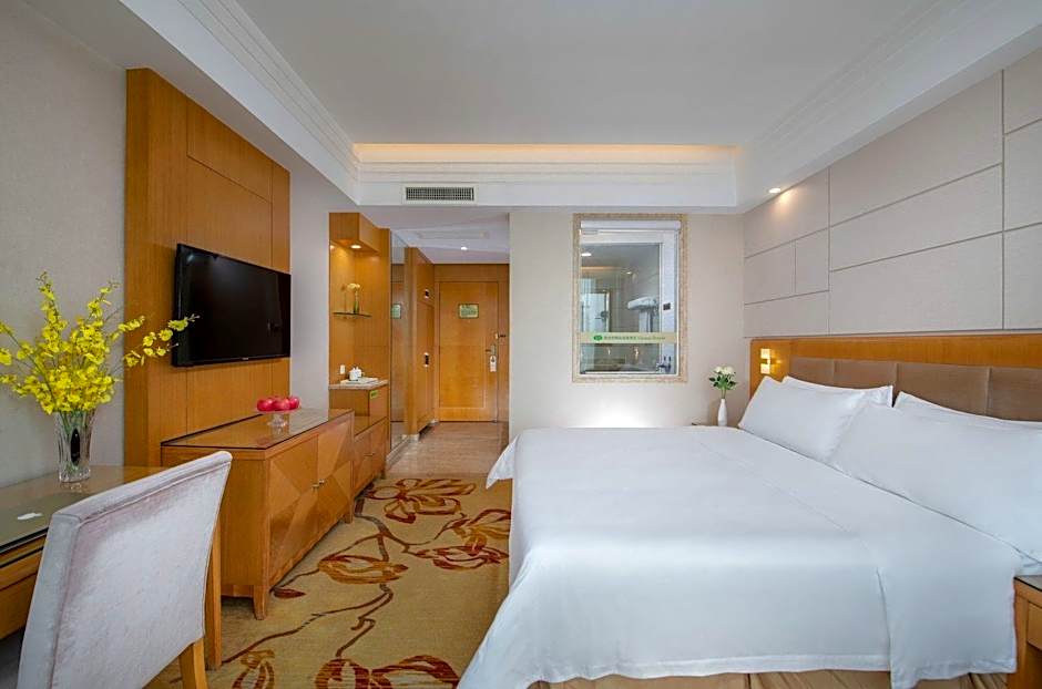 Vienna Hotel Shajing