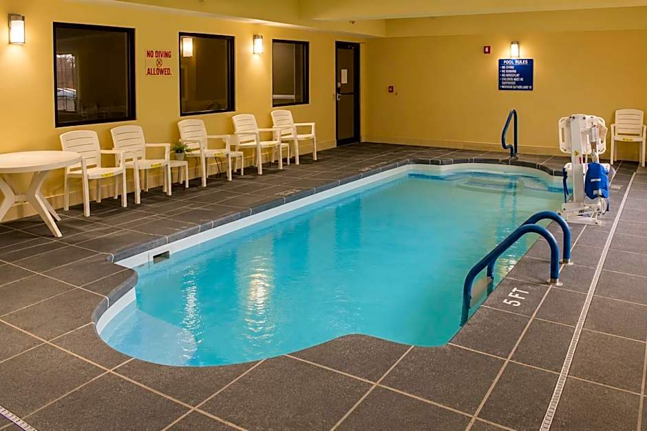 Quality Inn North Vernon near Hwy 50