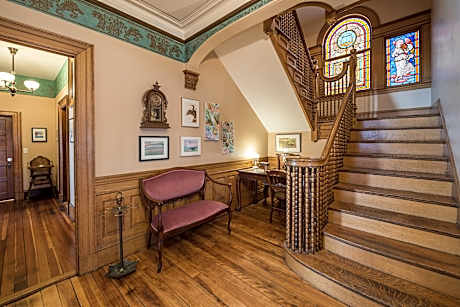 Perkins Inn