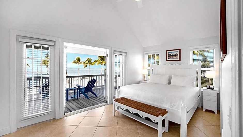 Foto 1 de 15 de Villa 3 Bedroom, Beachfront