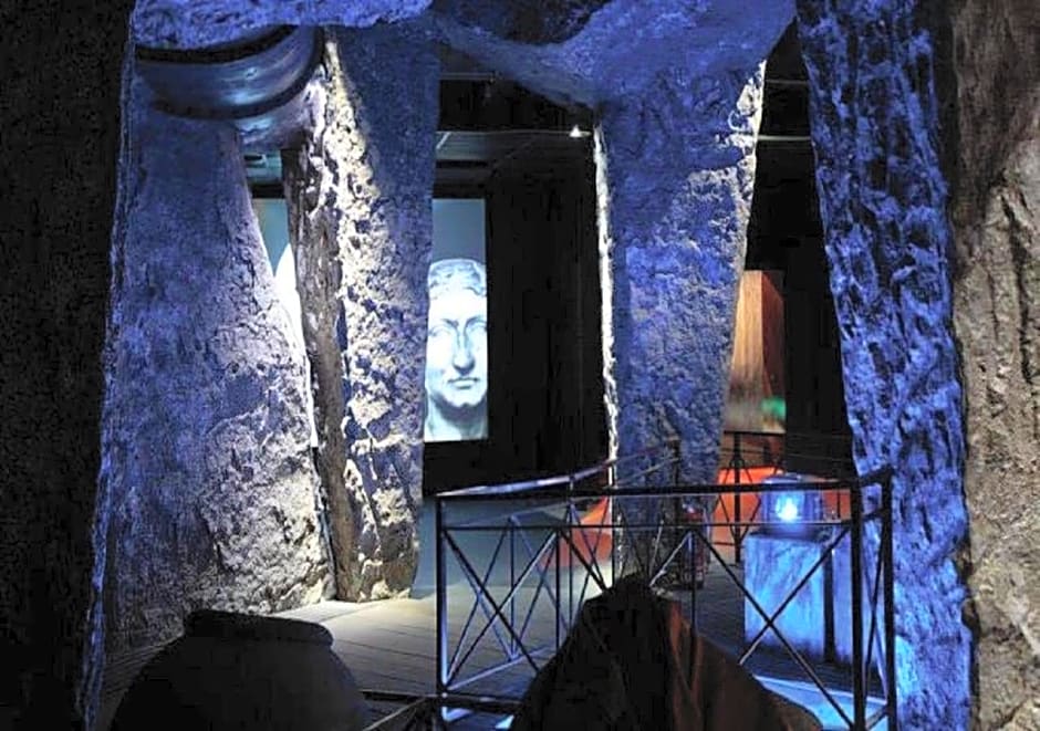 Insula House