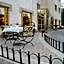 Capri Hotel Suites