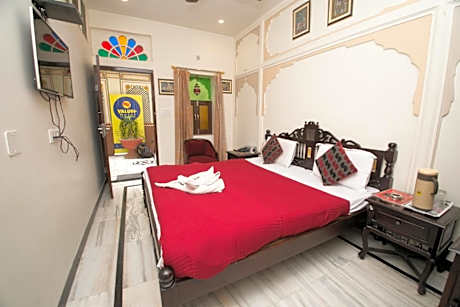 Standard Double Room - 10% off on SURA Cocktails & Cuisines, Enjoy Live Music, Welcome Drink on Arrival and Free Pickup from Railway Station