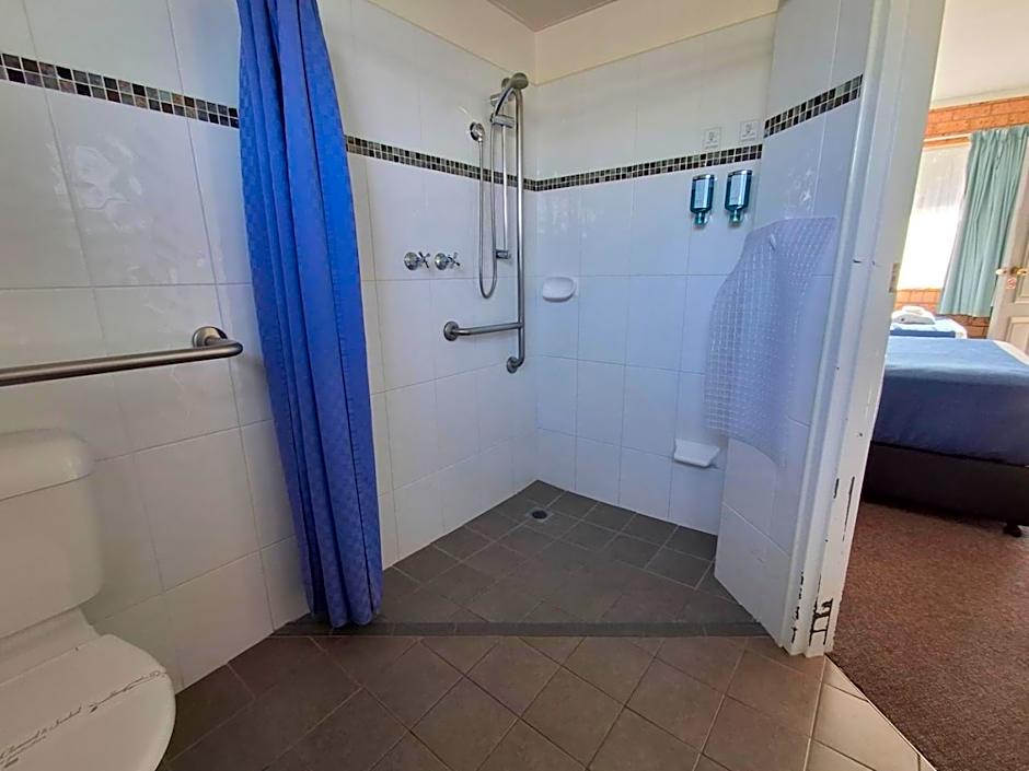 Blue Diamond Motor Inn