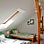 Hostel 33