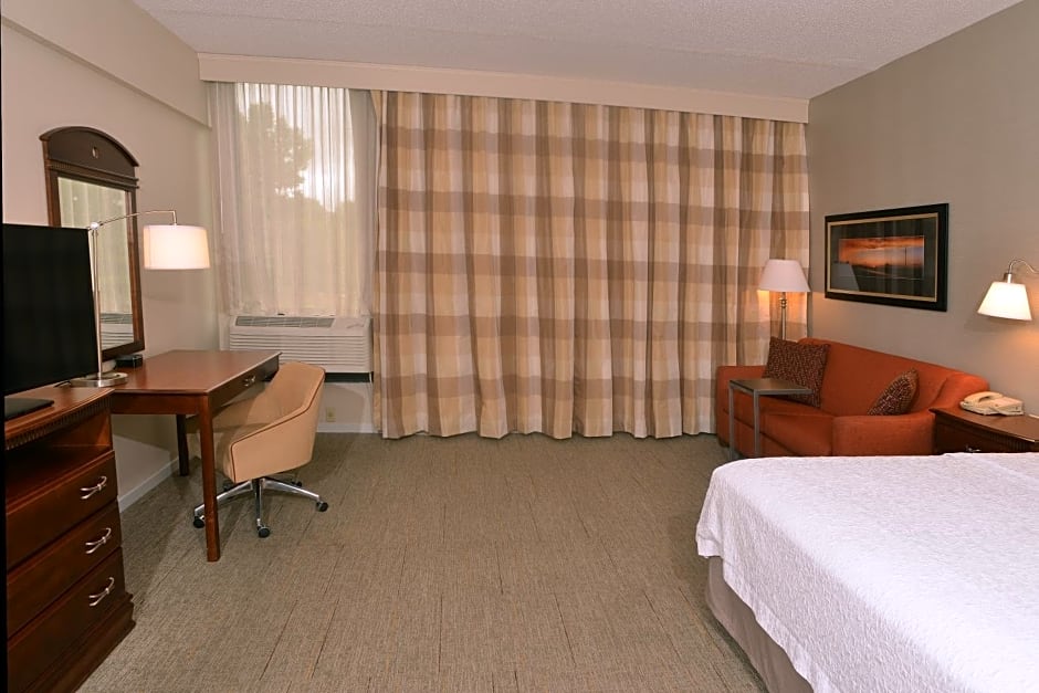 Hampton Inn Springfield-South