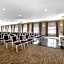 Days Inn & Conference Centre by Wyndham Montreal Airport